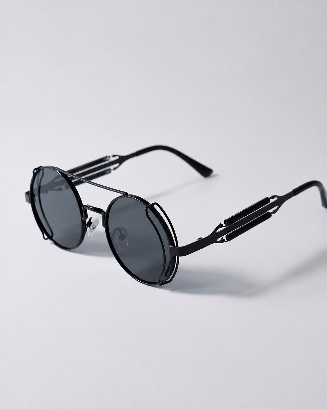 Red Round Metal Sunglasses