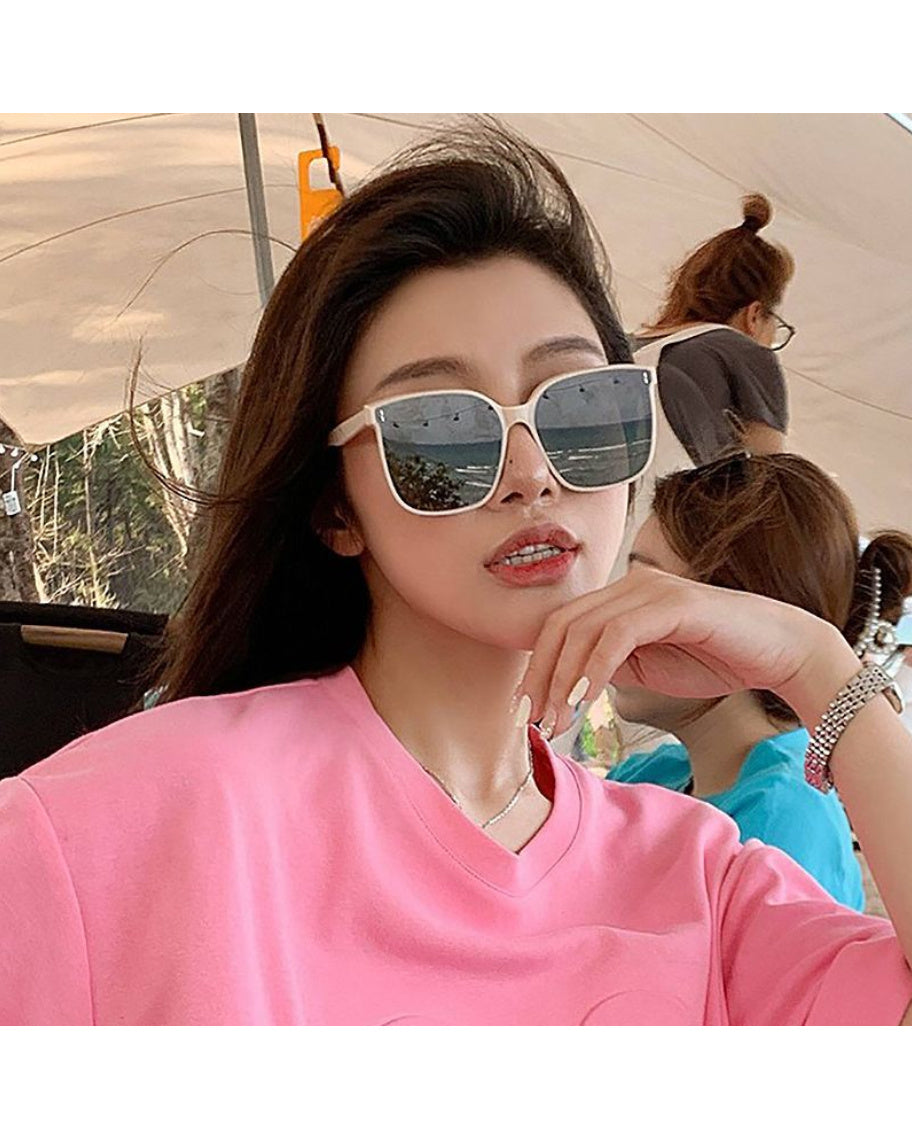 Oversized Square UV400 Shades