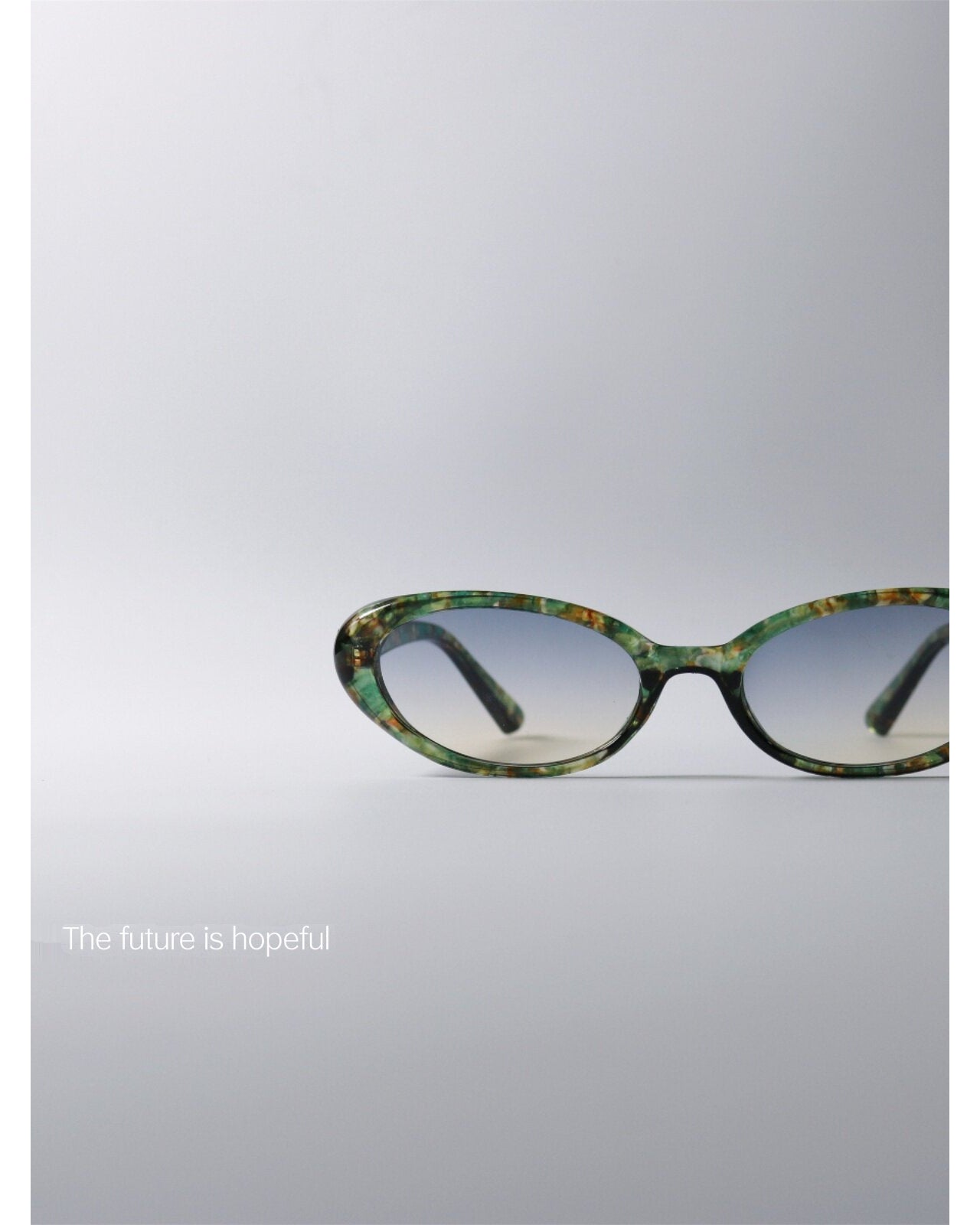 Retro Oval Floral Sunglasses