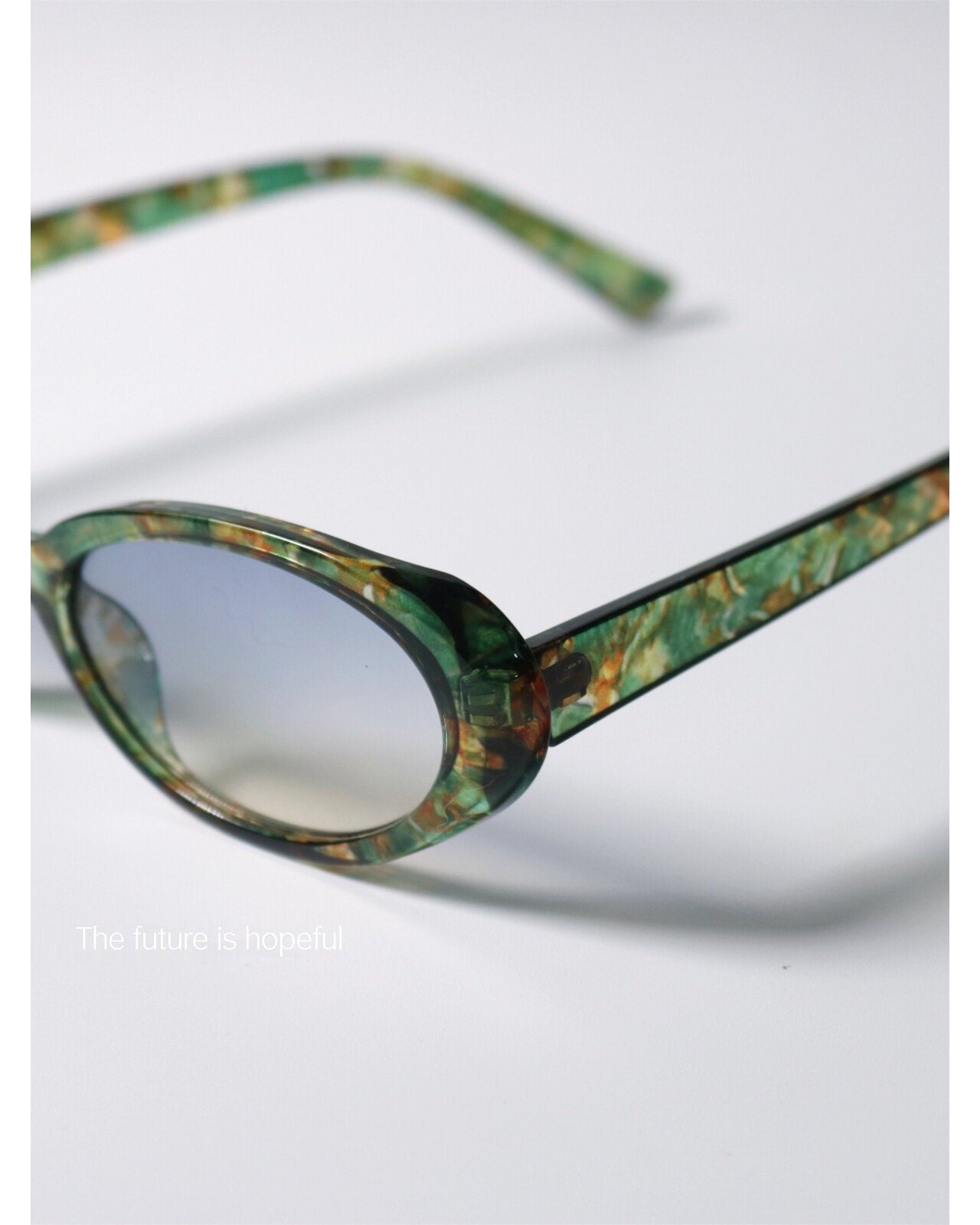 Retro Oval Floral Sunglasses