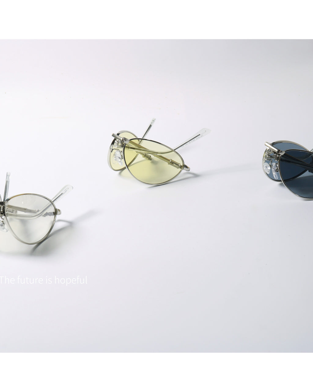 Fold-and-go Metal Cat-eye Shades
