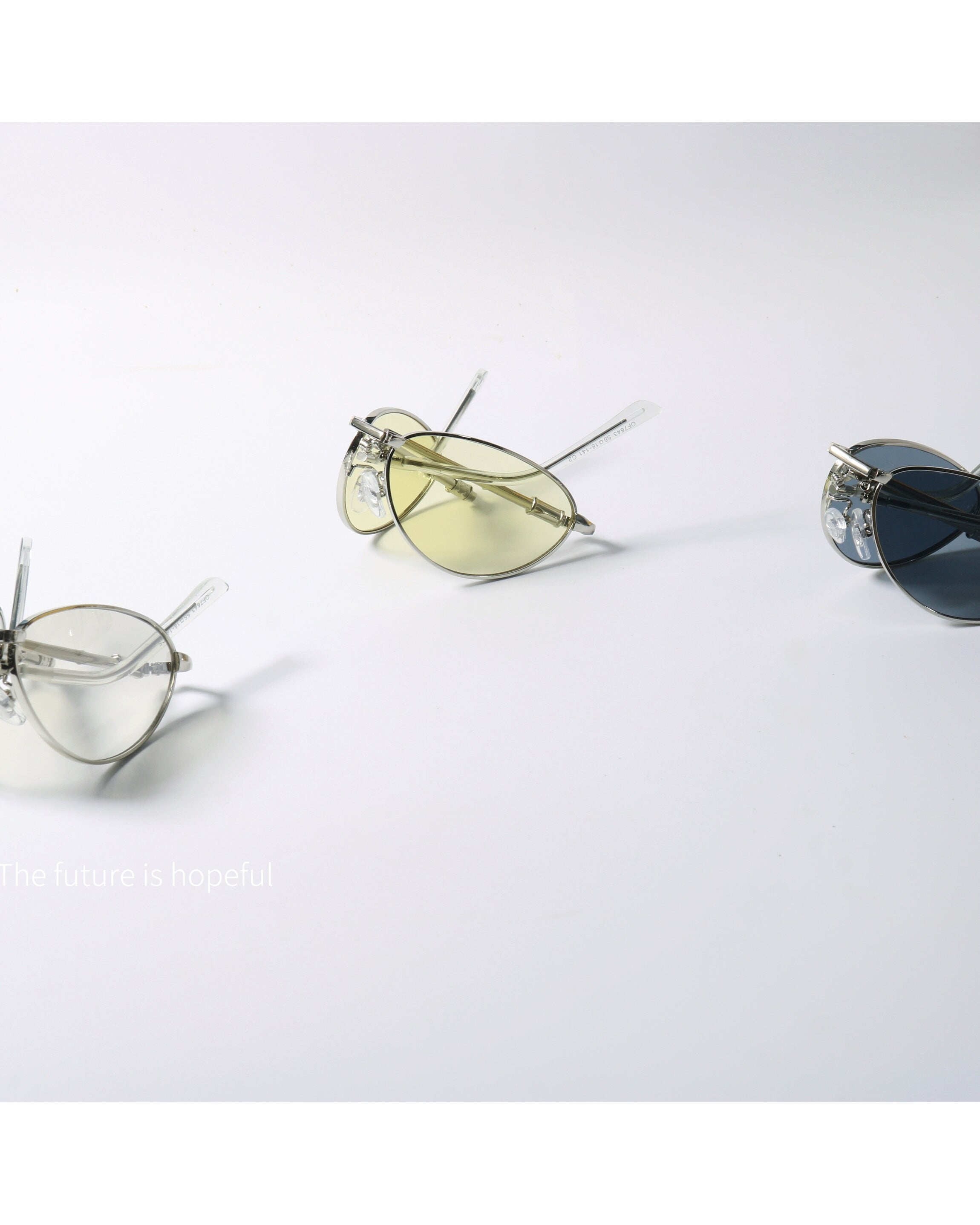 Fold-and-go Metal Cat-eye Shades