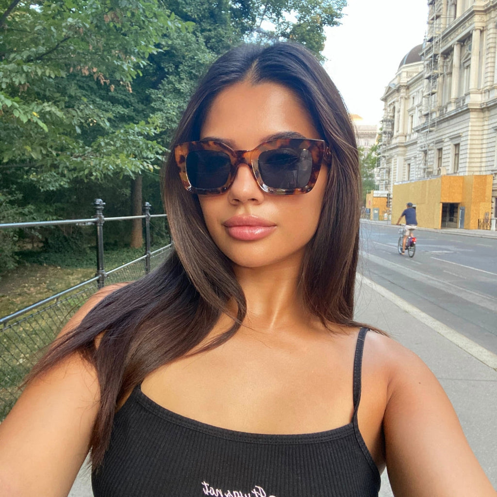 Mismo Sunglasses – Leopard – Gallery 7