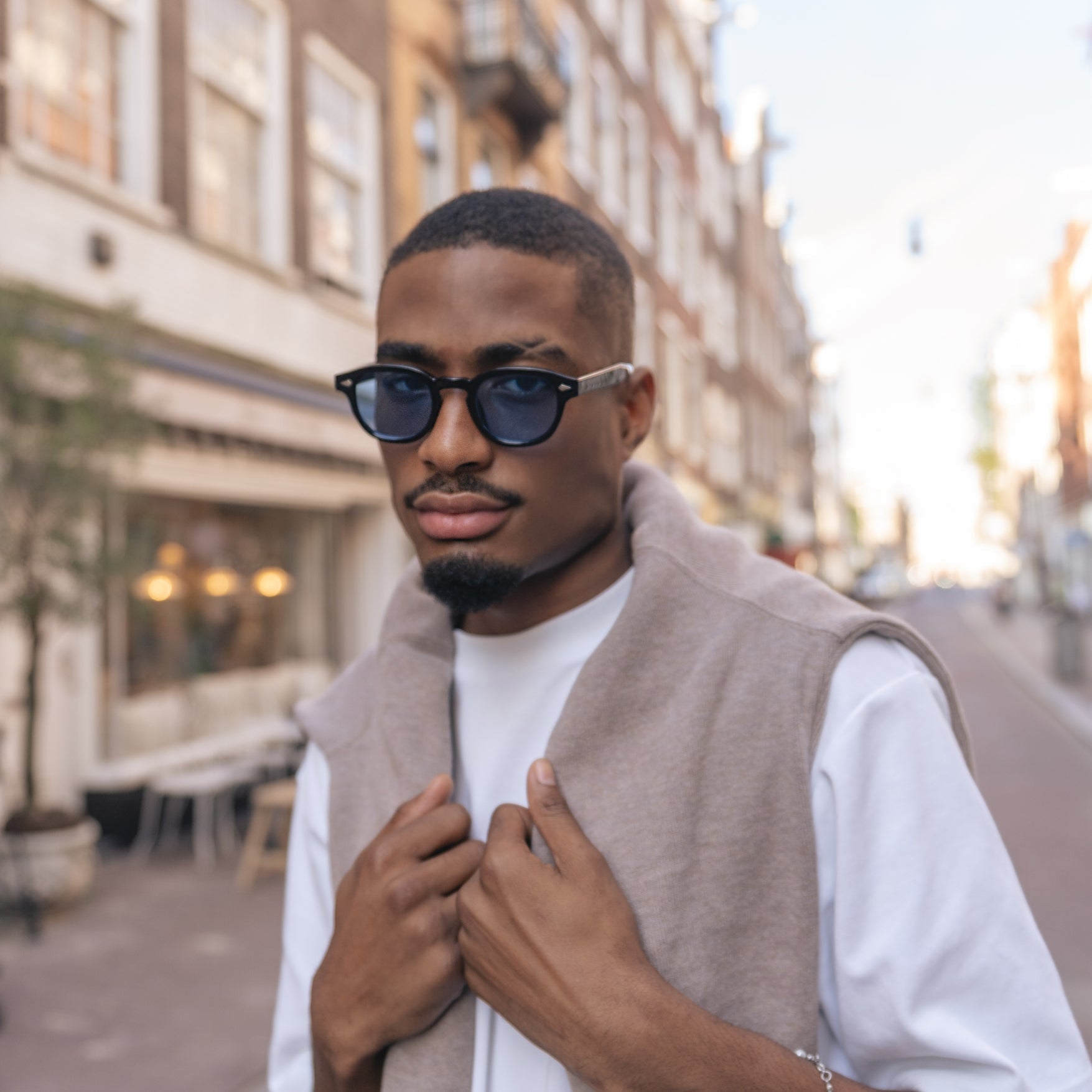 Karl Sunglasses – Ocean – Gallery 7