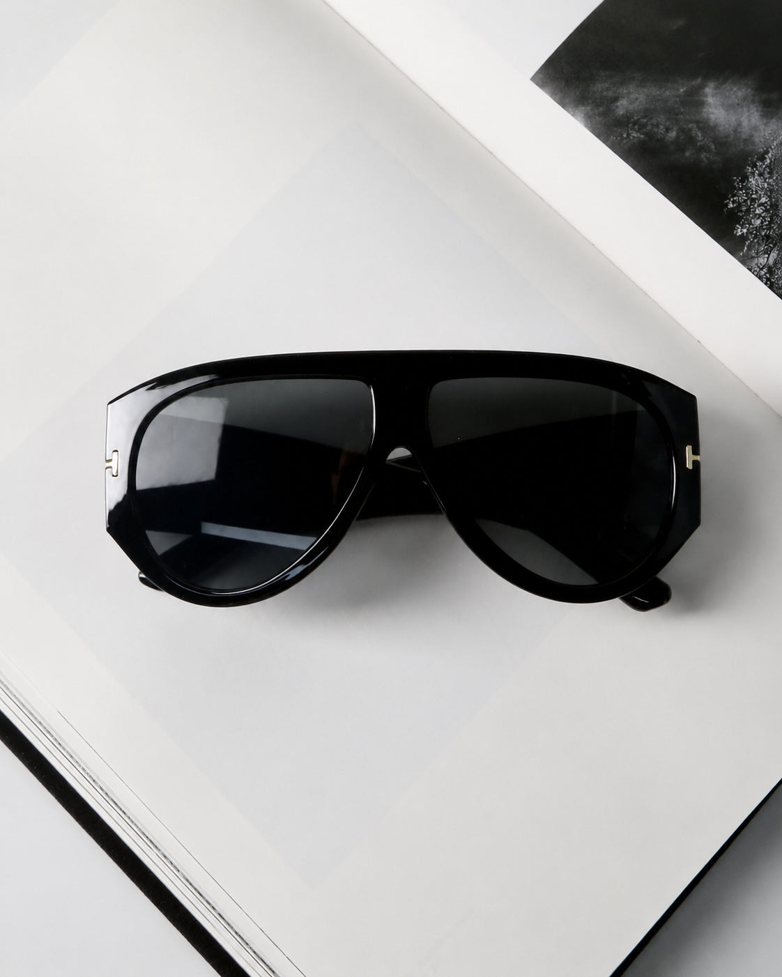 Retro Oversized Aviator Shades