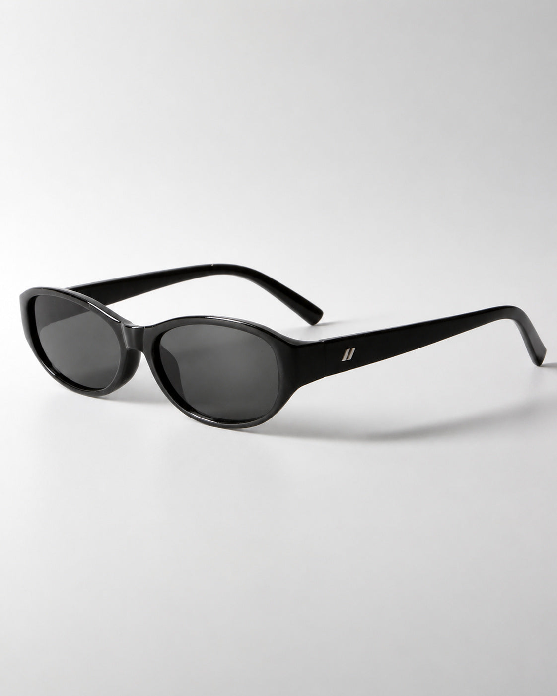 Retro Oval Micro Sunglasses