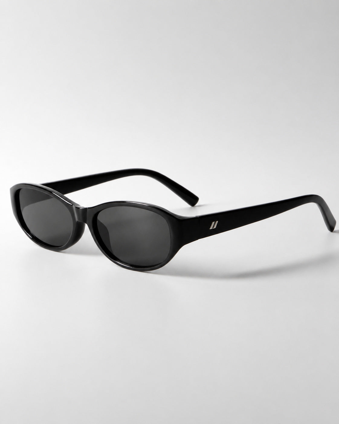 Retro Oval Micro Sunglasses