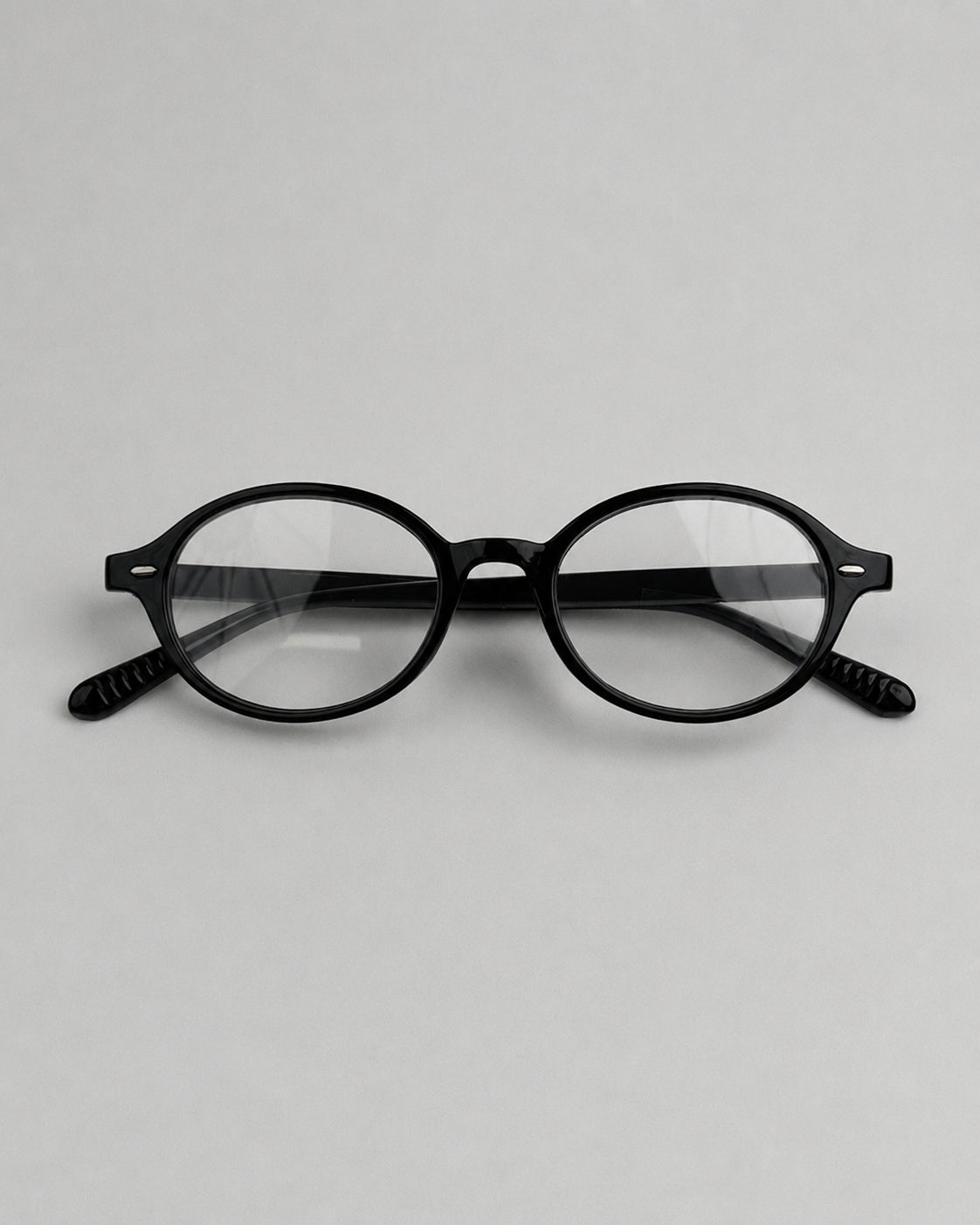 Featherlight Oval Retro Glasses