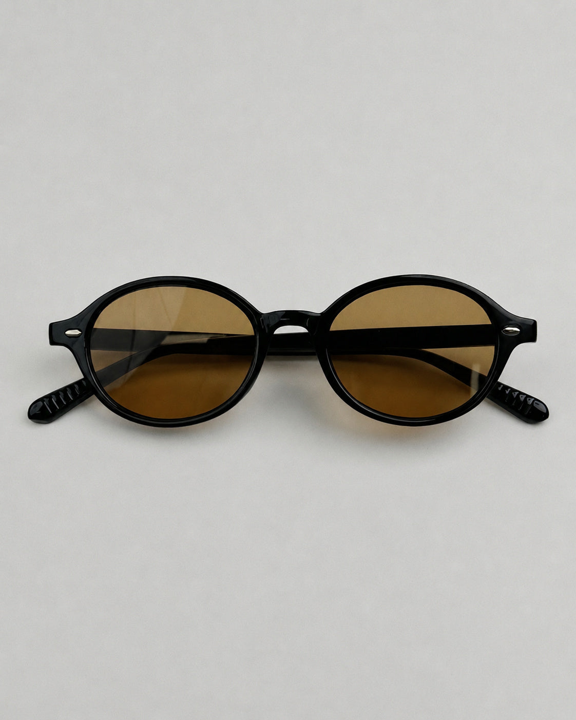 Featherlight Oval Retro Glasses