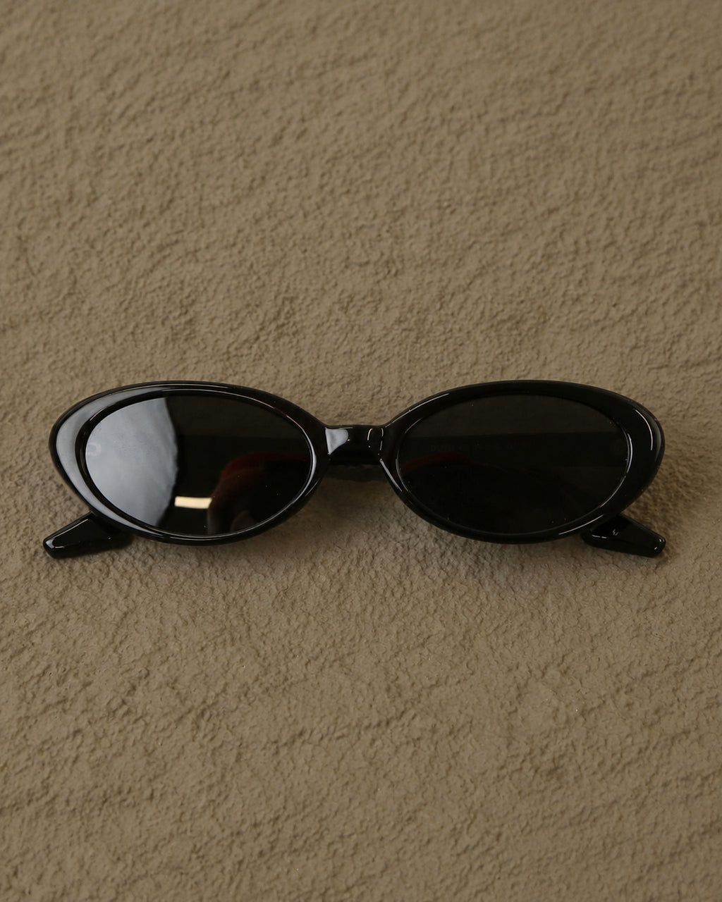 Oval Micro Polarized Sunglasses