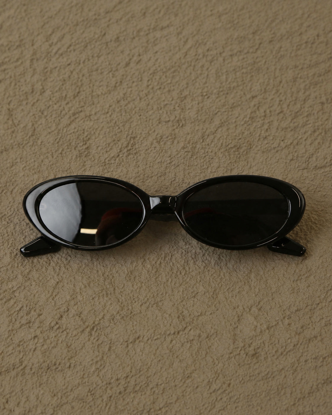 Oval Micro Polarized Sunglasses