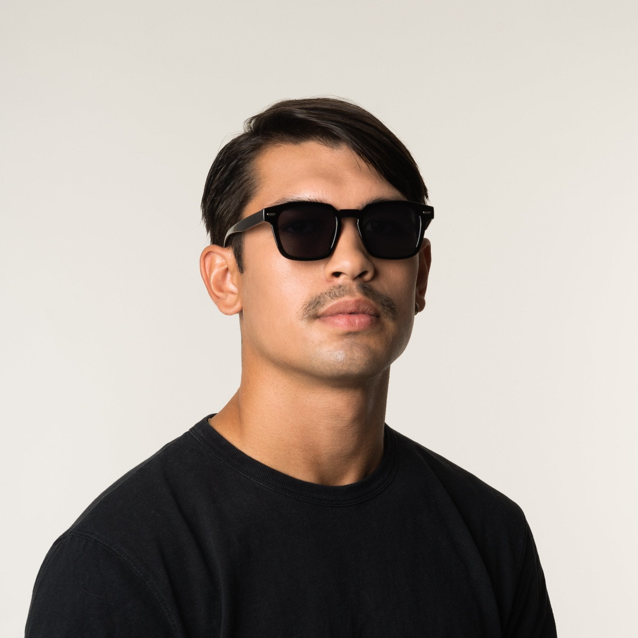 Aarte Sunglasses – Midnight – Gallery 10