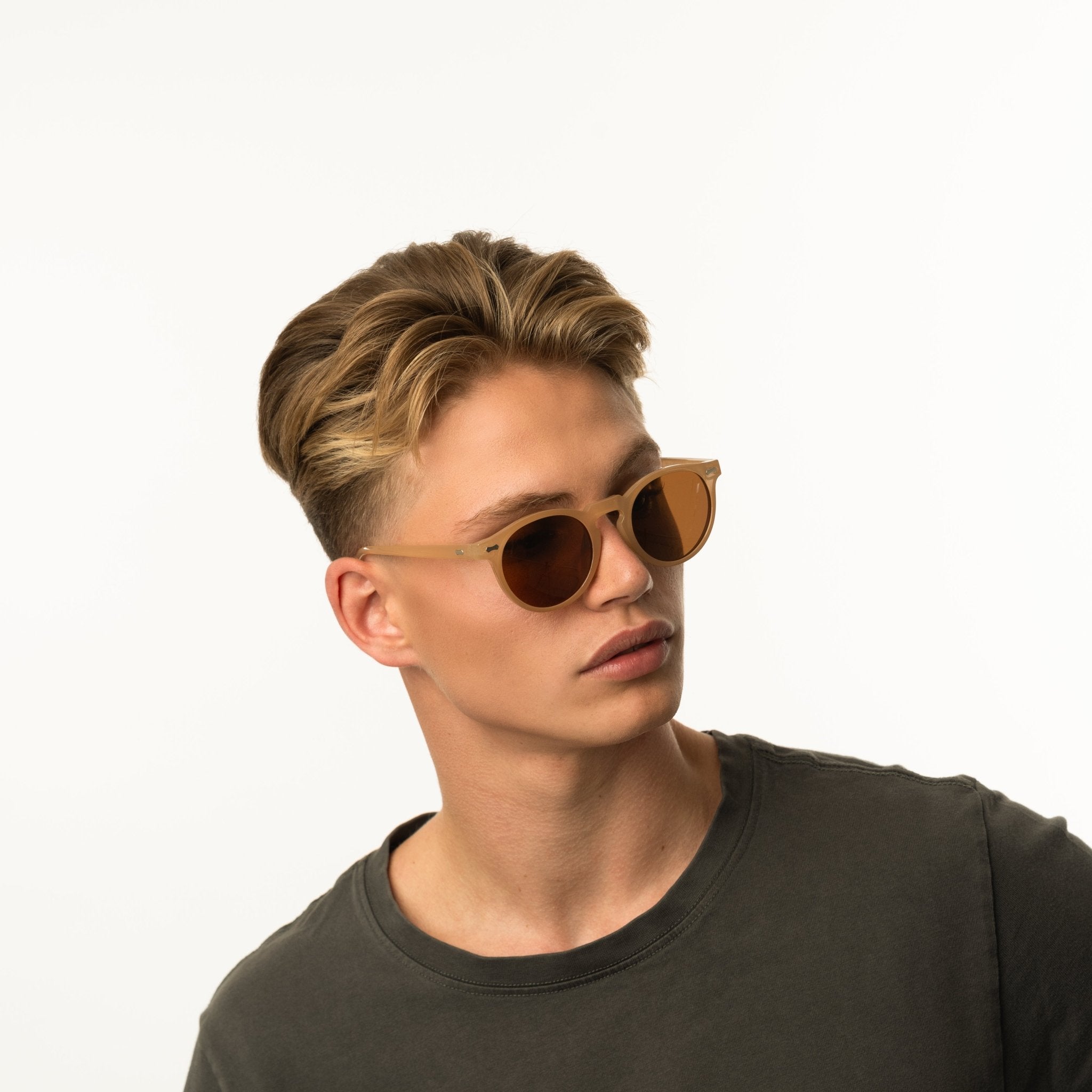 Petar Sunglasses – Ecru – Gallery 7