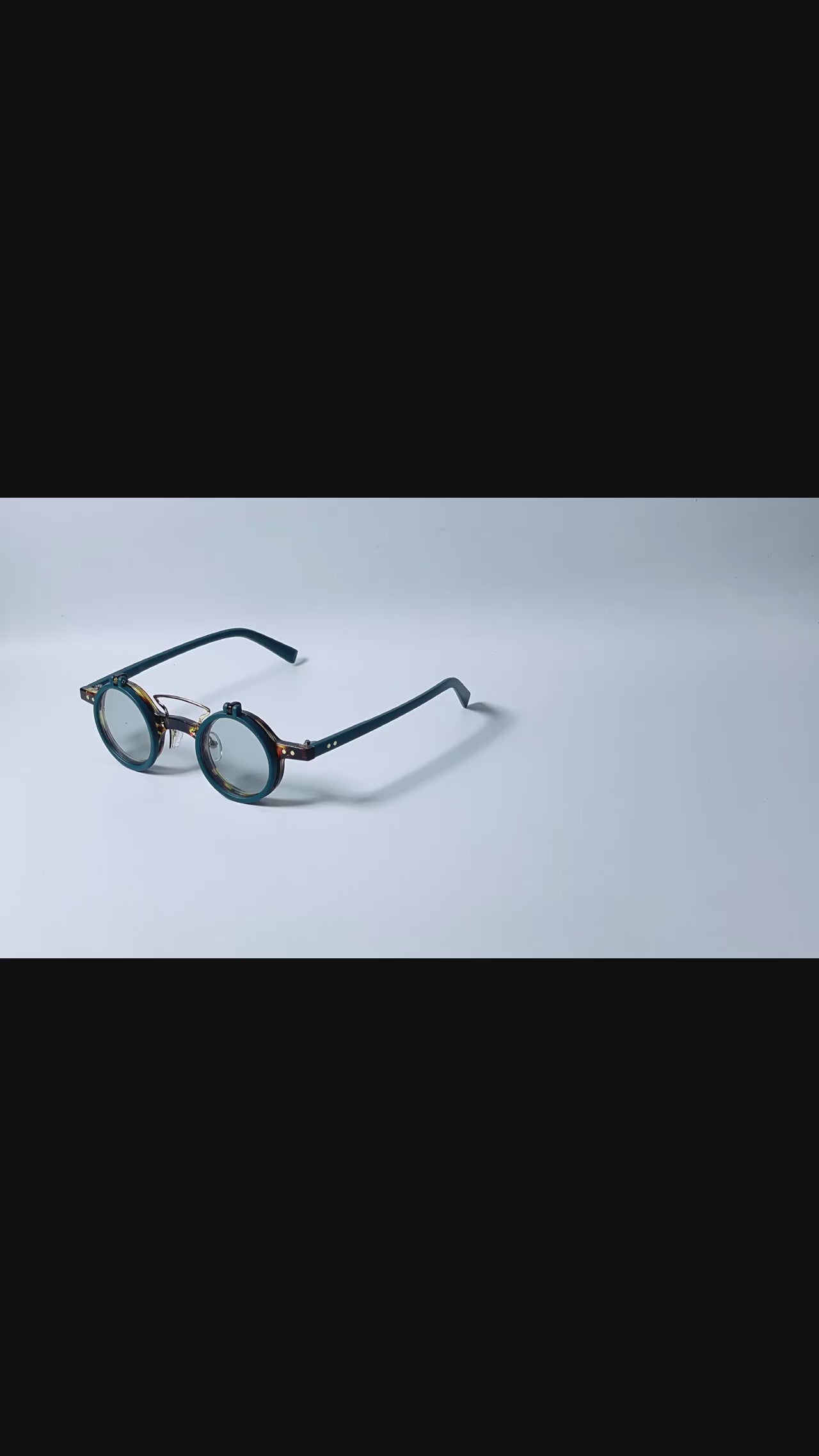 Z1986|V|01|Round Flip-up UV400 Shades