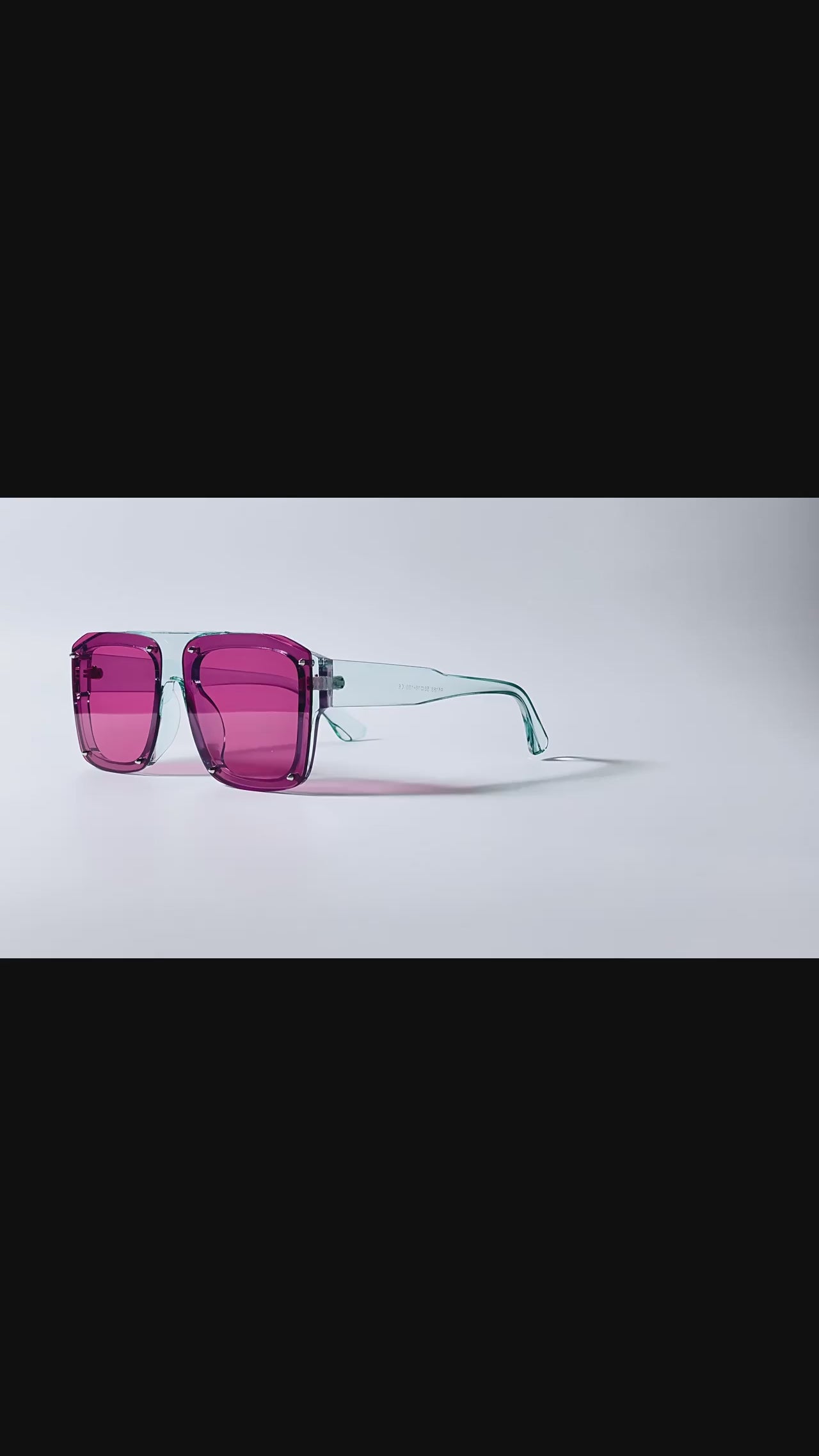 Z1986|V|01|Studded Color-block Square Shades