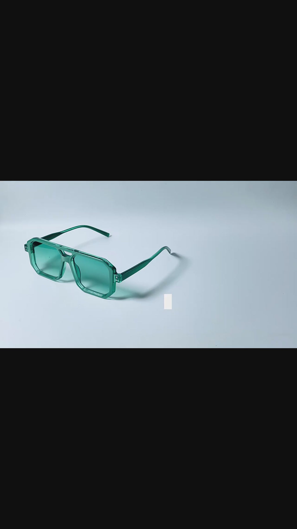 Z1986|V|01|Mint Aviator Uv400 Shades