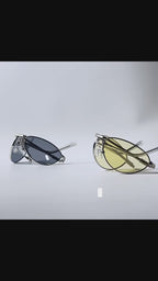 Z1986|V|01|Fold-and-go Metal Cat-eye Shades