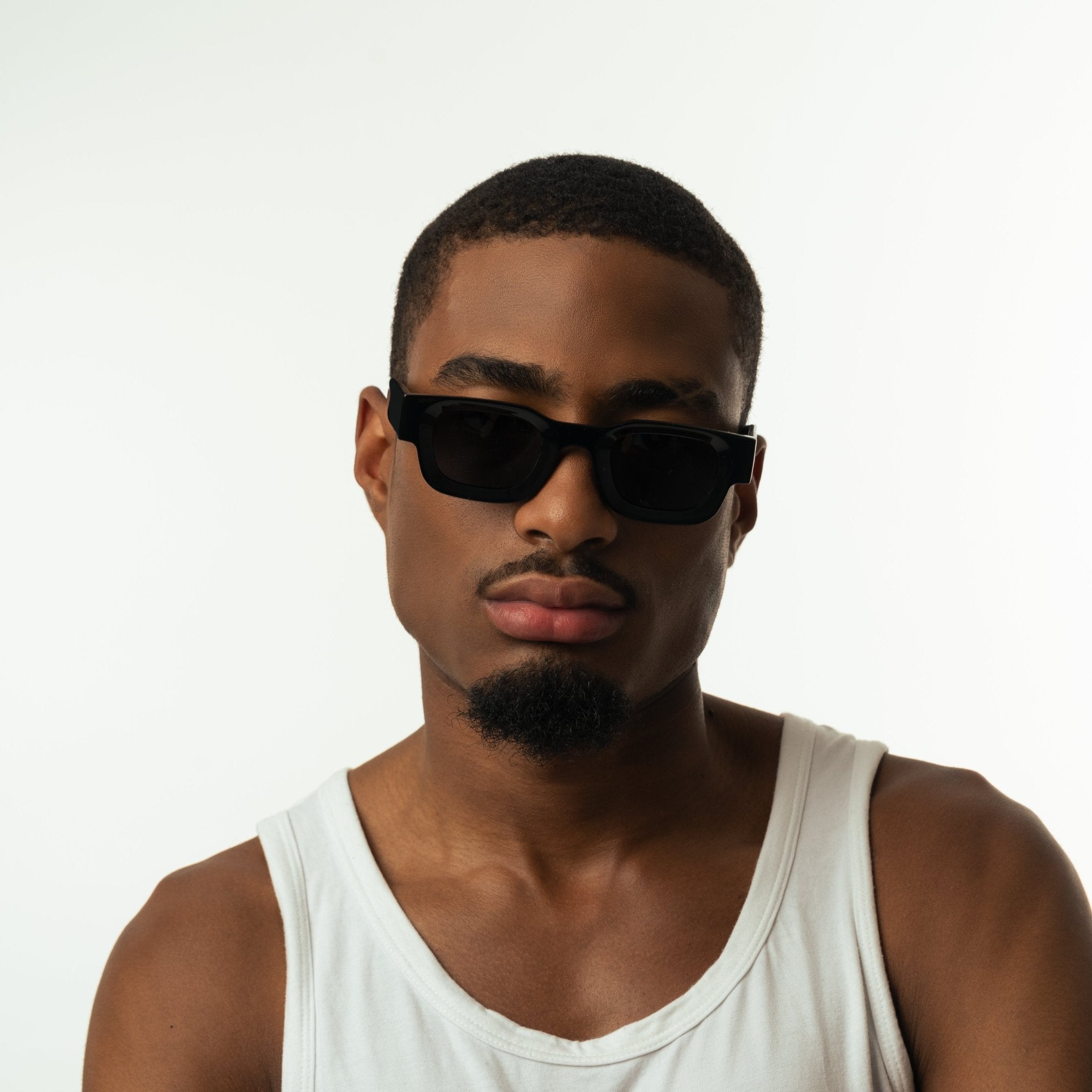 Sembo Sunglasses – Midnight – Gallery 11